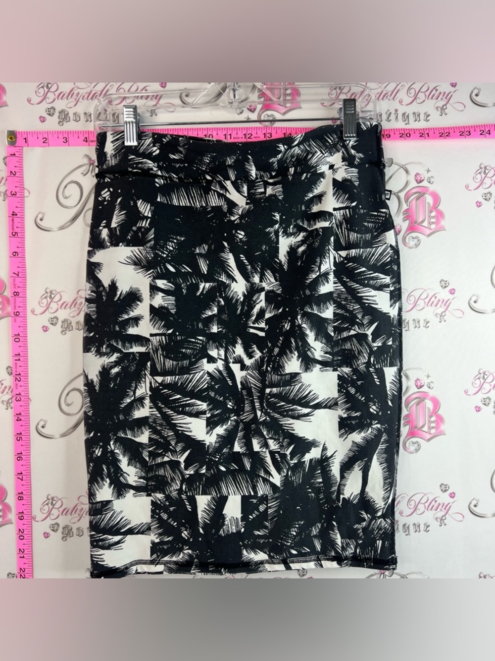 Fabletics skirt pencil tropical Black and White Palm-Print Pencil Skirt
